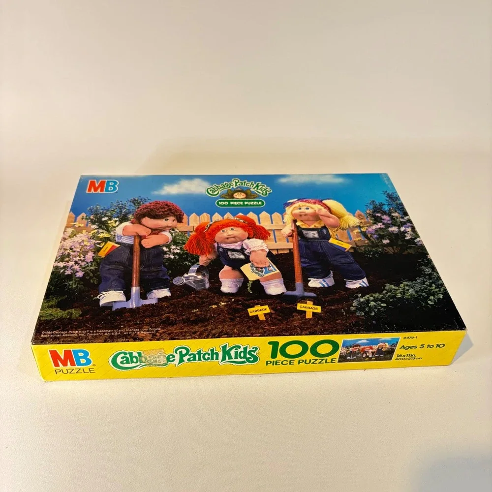 Vintage 1984 Cabbage Patch Kids Milton Bradley 100 Piece Puzzle 4476-1 Gardening